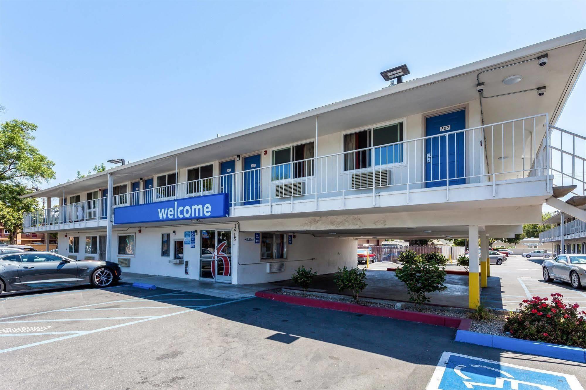 Motel 6 Sacramento, Ca - Downtown 외부 사진